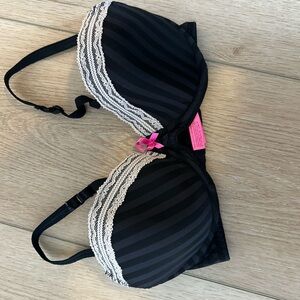 Betsey Johnson Black Bra with Pink Label